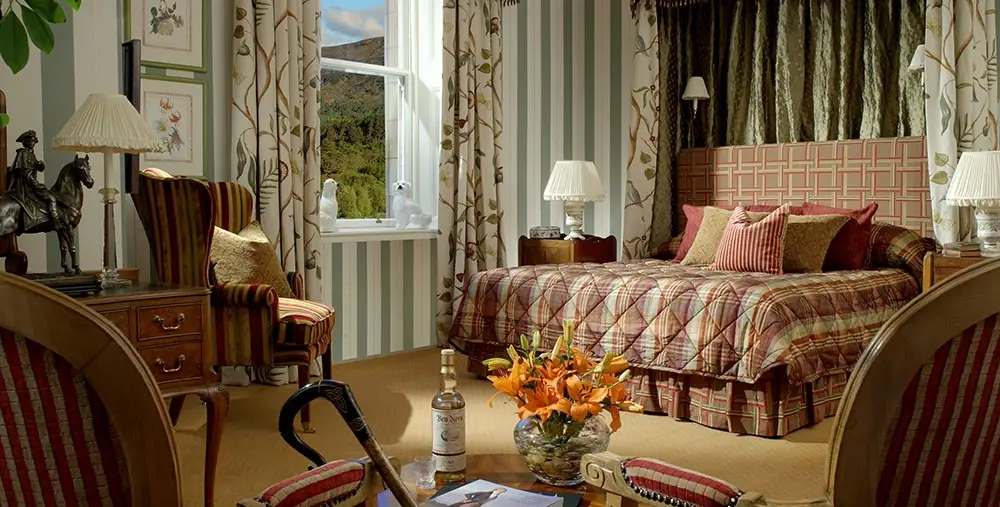 Inverlochy Castle Bed